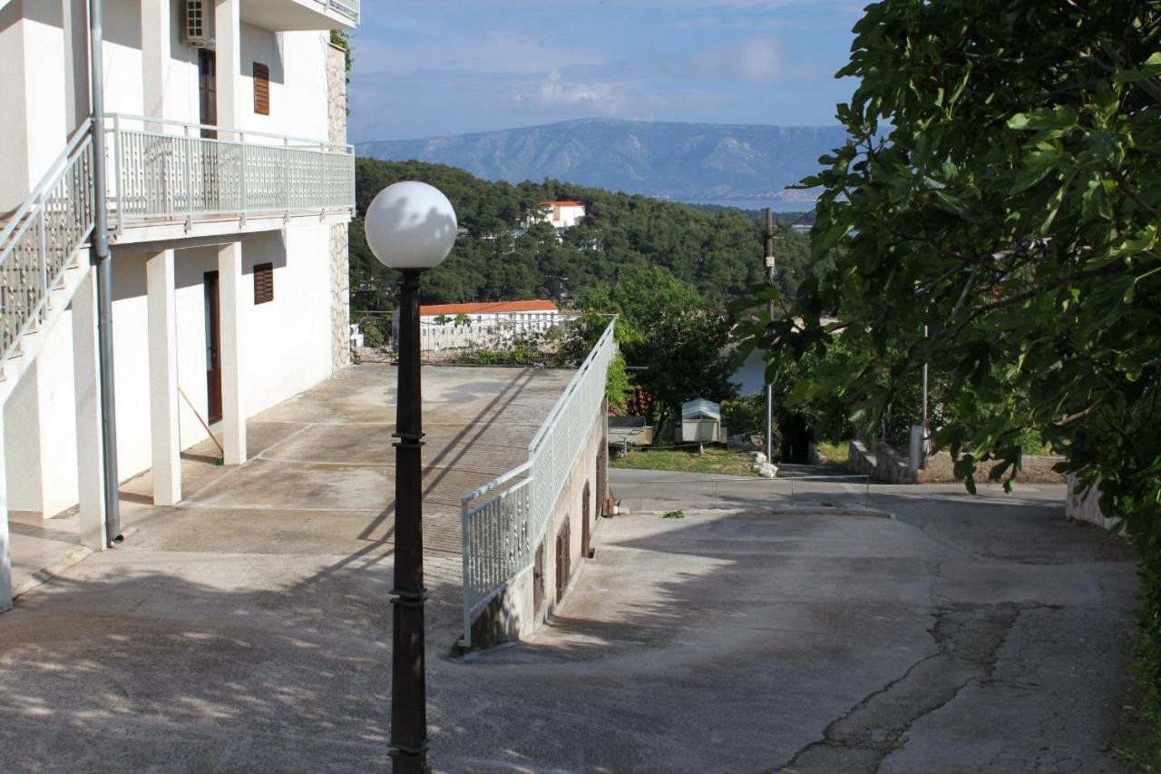 Apartment With A Parking Space Jelsa, Hvar - 8765 Jelsa (Hvar)