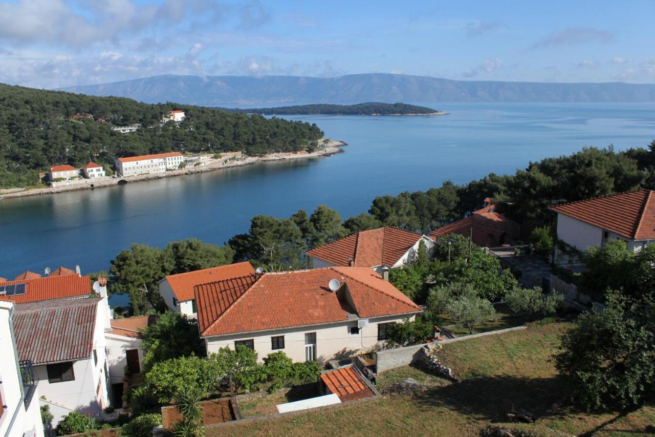 With A Parking Space Jelsa, Hvar - 8765 Apartment Jelsa (Hvar)